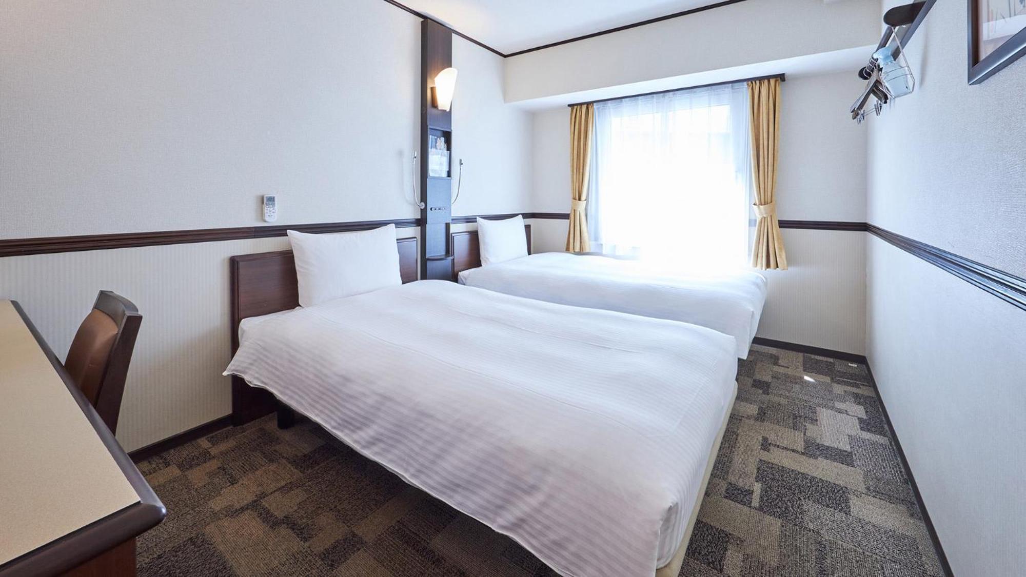 Toyoko Inn Tsu Eki Nishi Guchi Exterior foto