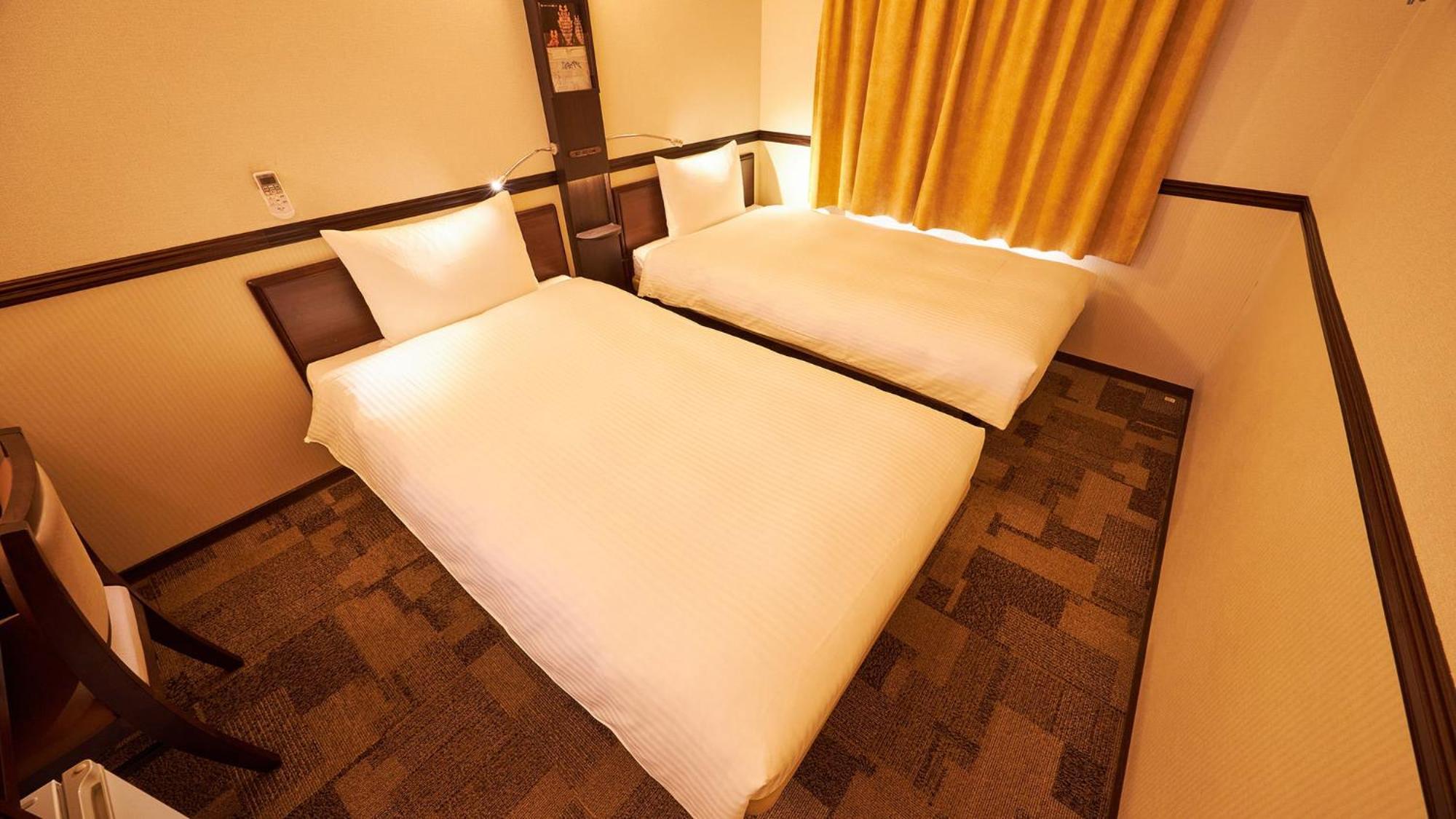 Toyoko Inn Tsu Eki Nishi Guchi Quarto foto